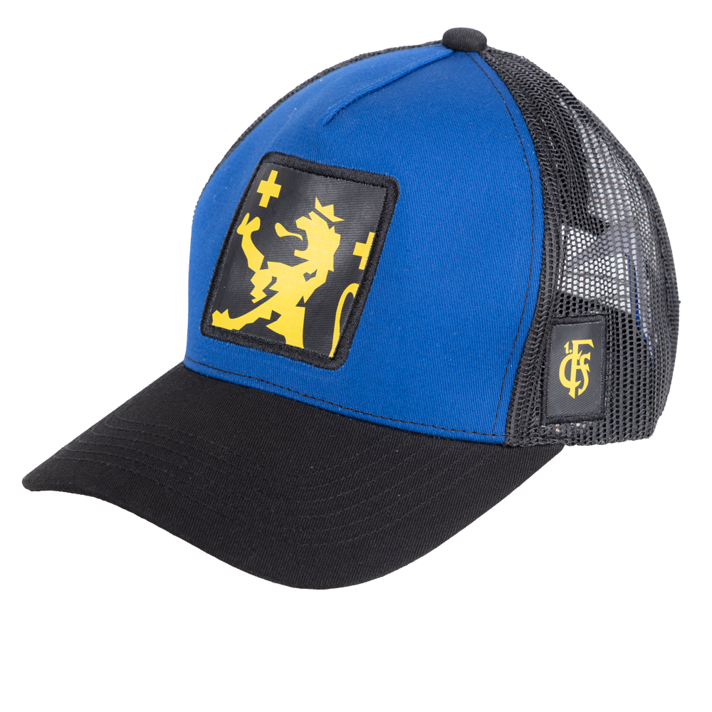 2025_04_04_Muetzen_Flaggen-12615-Bearbeitet.png